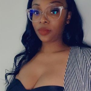 Meet your Posher, Freda